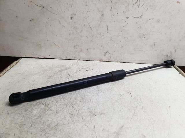 bontott DACIA DUSTER Gázrugós Kitámasztó Teleszkóp Csomagtérajtó (Pozíciófüggetlen)