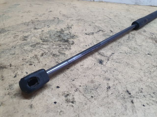 bontott DACIA DUSTER Gázrugós Kitámasztó Teleszkóp Motorháztető