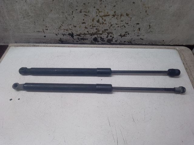 bontott DACIA DUSTER Gázrugós Kitámasztó Teleszkóp Pár Csomagtérajtó