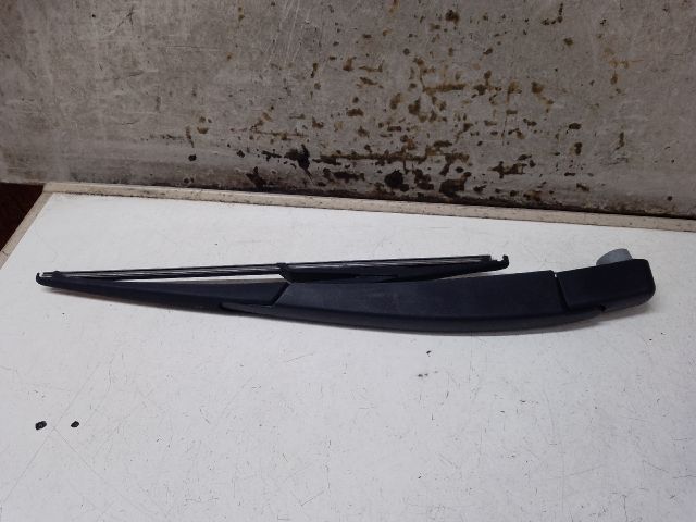 bontott DACIA DUSTER Hátsó Ablaktörlő Kar