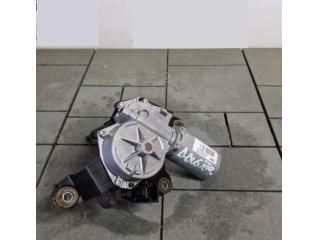 bontott DACIA DUSTER Hátsó Ablaktörlő Motor