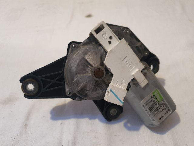 bontott DACIA DUSTER Hátsó Ablaktörlő Motor