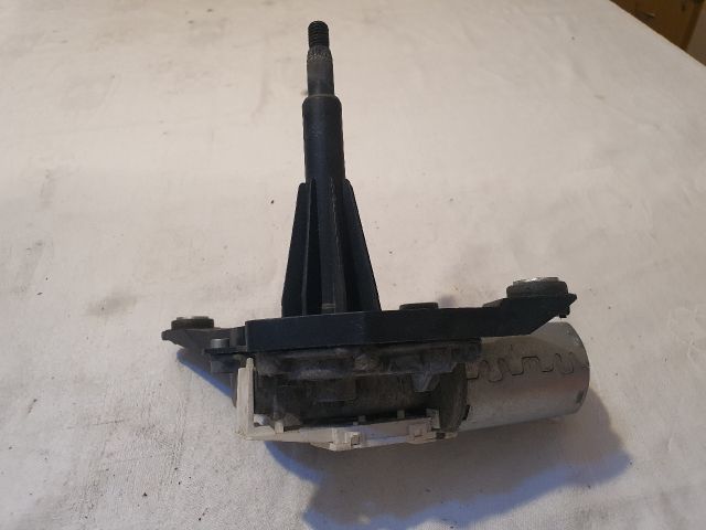 bontott DACIA DUSTER Hátsó Ablaktörlő Motor