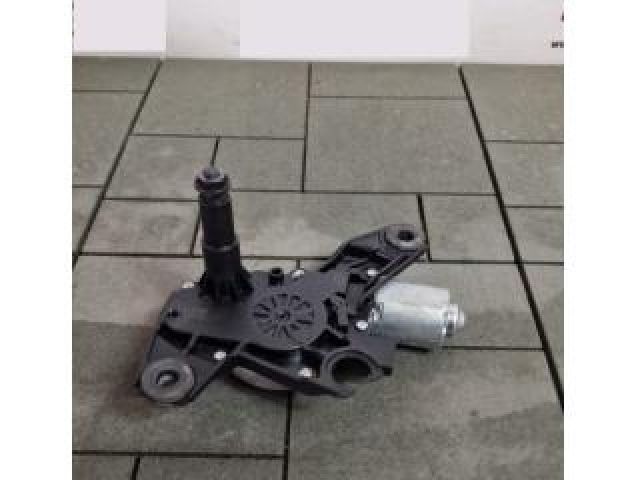 bontott DACIA DUSTER Hátsó Ablaktörlő Motor