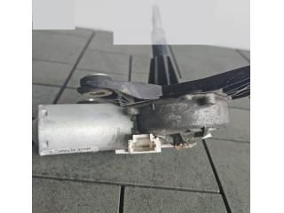 bontott DACIA DUSTER Hátsó Ablaktörlő Motor