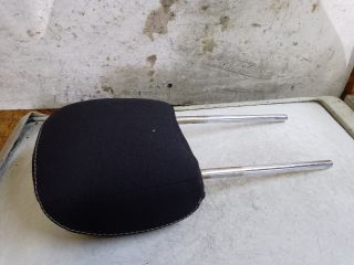 bontott DACIA DUSTER Hátsó Fejtámla