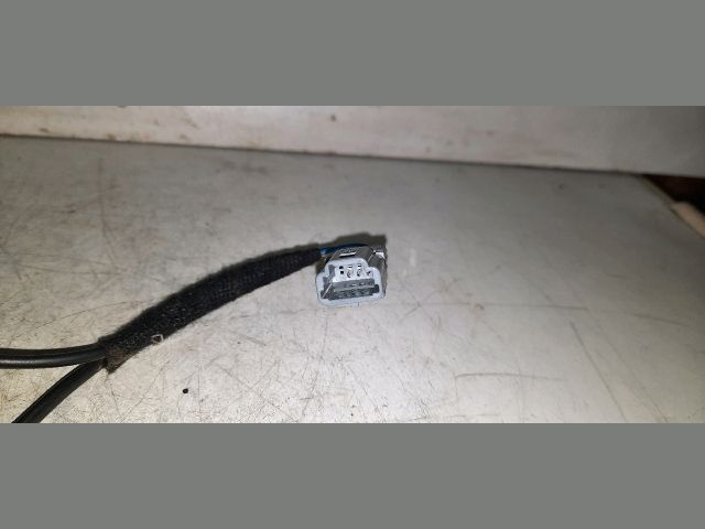 bontott DACIA DUSTER Hátsó középső Biztonsági Öv Csat