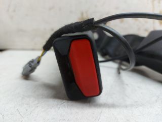 bontott DACIA DUSTER Hátsó középső Biztonsági Öv Csat