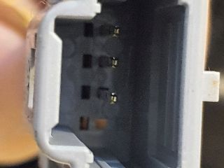 bontott DACIA DUSTER Hátsó középső Biztonsági Öv Csat