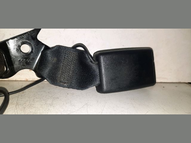 bontott DACIA DUSTER Hátsó középső Biztonsági Öv Csat