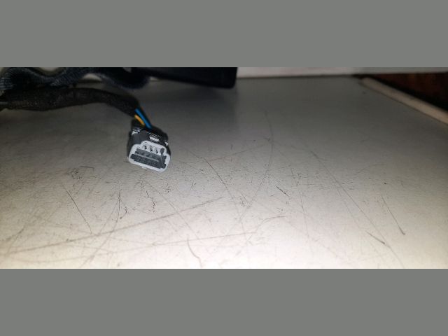 bontott DACIA DUSTER Hátsó középső Biztonsági Öv Csat