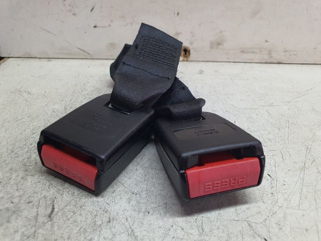 bontott DACIA DUSTER Hátsó középső Biztonsági Öv Csat