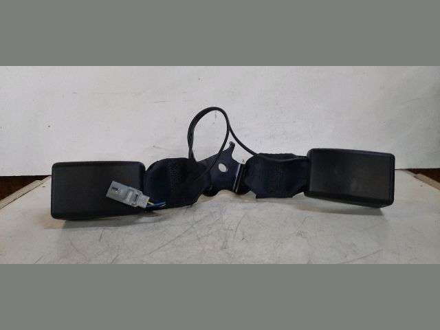 bontott DACIA DUSTER Hátsó középső Biztonsági Öv Csat