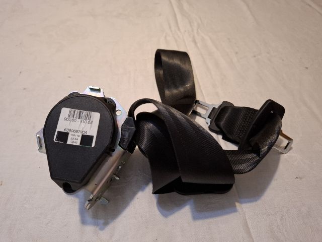 bontott DACIA DUSTER Hátsó középső Biztonsági Öv