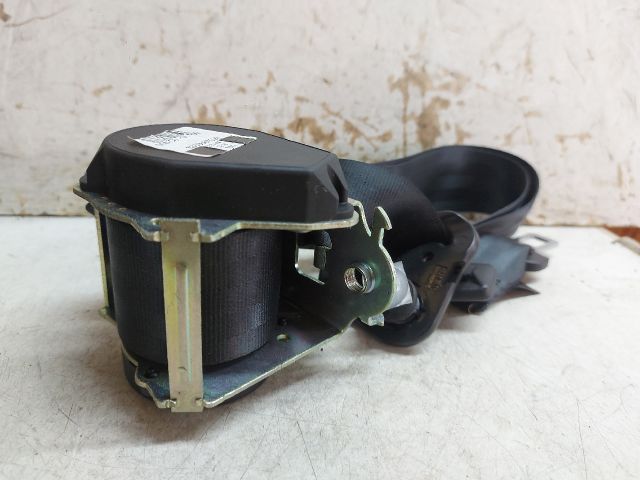 bontott DACIA DUSTER Hátsó középső Biztonsági Öv