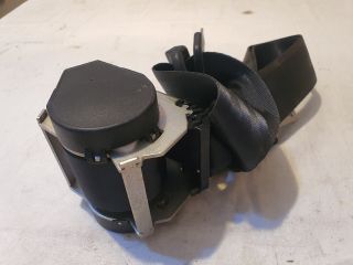 bontott DACIA DUSTER Hátsó középső Biztonsági Öv