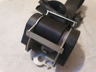 bontott DACIA DUSTER Hátsó középső Biztonsági Öv