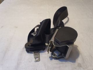 bontott DACIA DUSTER Hátsó középső Biztonsági Öv