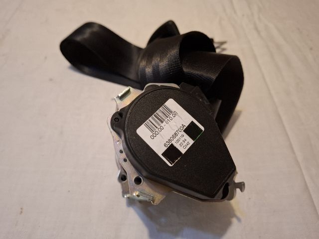 bontott DACIA DUSTER Hátsó középső Biztonsági Öv