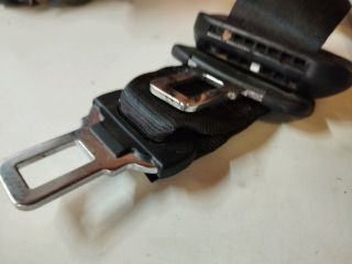 bontott DACIA DUSTER Hátsó középső Biztonsági Öv