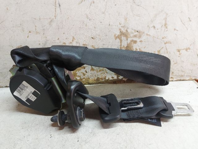 bontott DACIA DUSTER Hátsó középső Biztonsági Öv