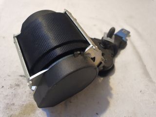 bontott DACIA DUSTER Hátsó középső Biztonsági Öv