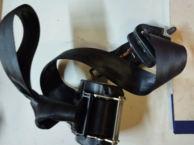 bontott DACIA DUSTER Hátsó középső Biztonsági Öv