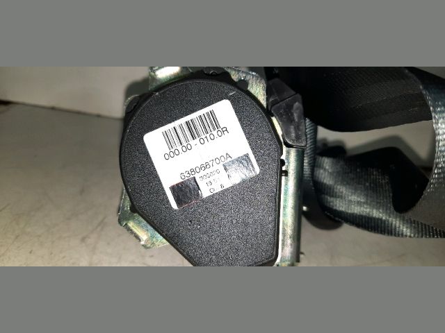 bontott DACIA DUSTER Hátsó középső Biztonsági Öv