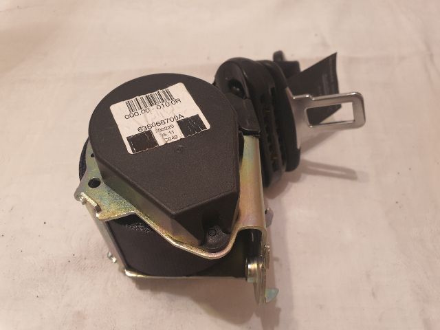 bontott DACIA DUSTER Hátsó középső Biztonsági Öv