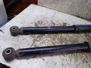 bontott DACIA DUSTER Hátsó Lengéscsillapító Pár