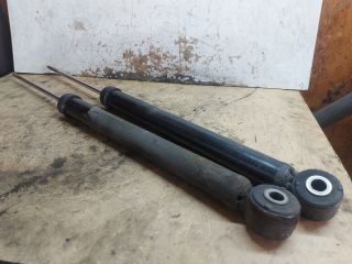 bontott DACIA DUSTER Hátsó Lengéscsillapító Pár