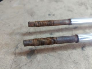 bontott DACIA DUSTER Hátsó Lengéscsillapító Pár