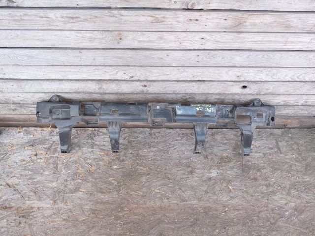 bontott DACIA DUSTER Hátsó Lökhárító Merevítő (Fém)