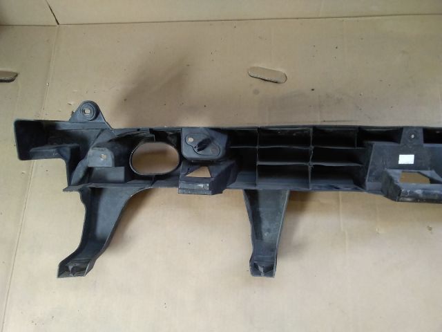 bontott DACIA DUSTER Hátsó Lökhárító Merevítő (Fém)