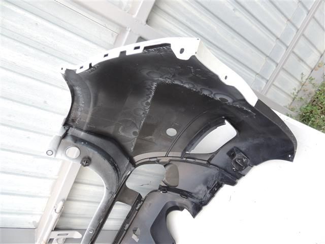 bontott DACIA DUSTER Hátsó Lökhárító (Részeivel)