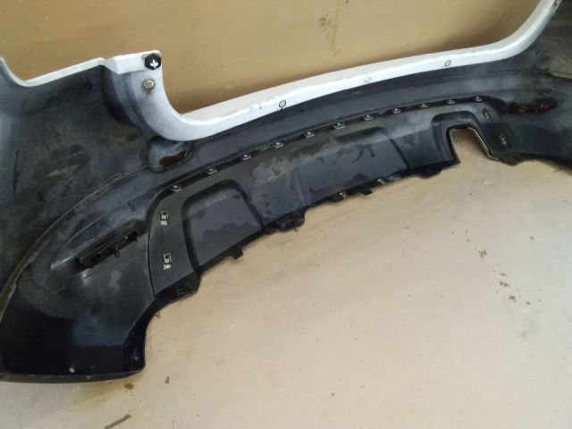 bontott DACIA DUSTER Hátsó Lökhárító (Részeivel)