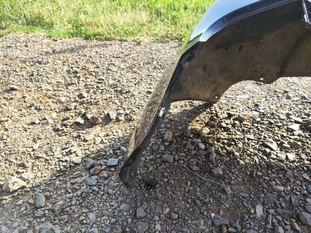 bontott DACIA DUSTER Hátsó Lökhárító (Részeivel)