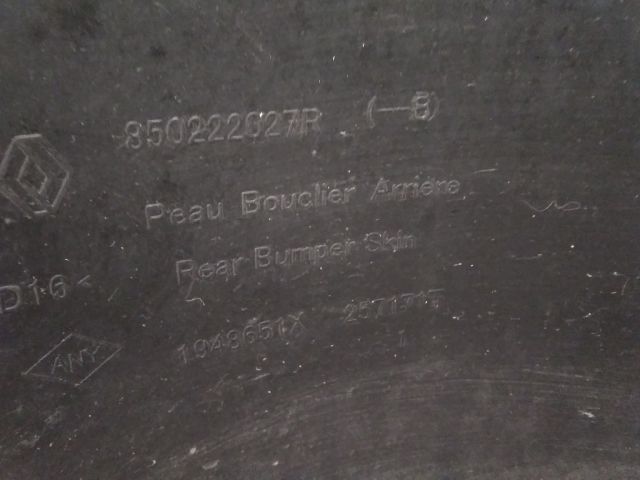 bontott DACIA DUSTER Hátsó Lökhárító (Részeivel)