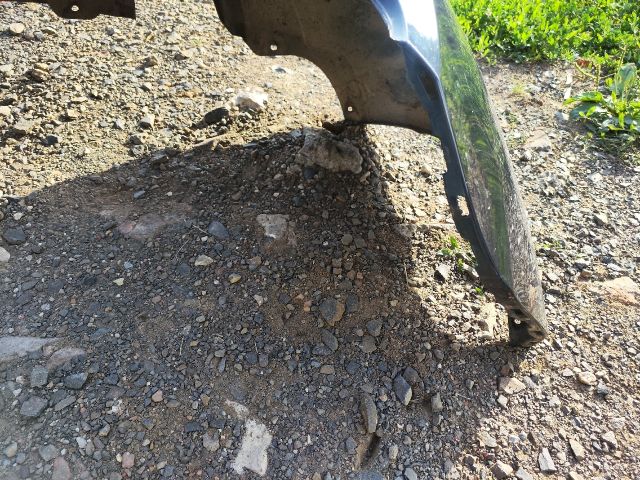 bontott DACIA DUSTER Hátsó Lökhárító (Részeivel)