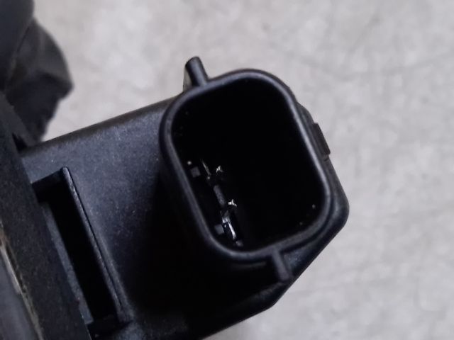 bontott DACIA DUSTER Hátsó Rendszámtábla Világítás