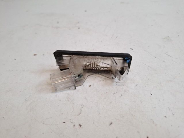 bontott DACIA DUSTER Hátsó Rendszámtábla Világítás