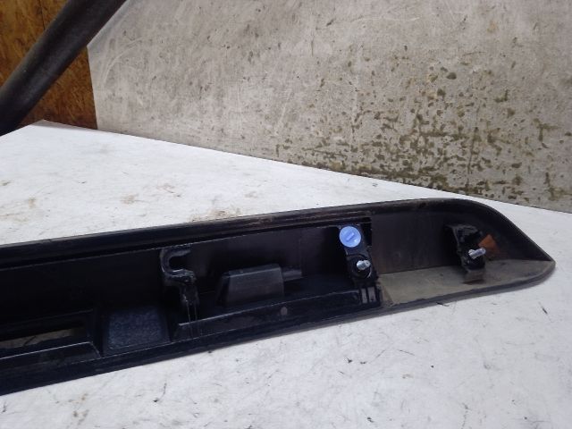 bontott DACIA DUSTER Hátsó Rendszámtábla Világítás