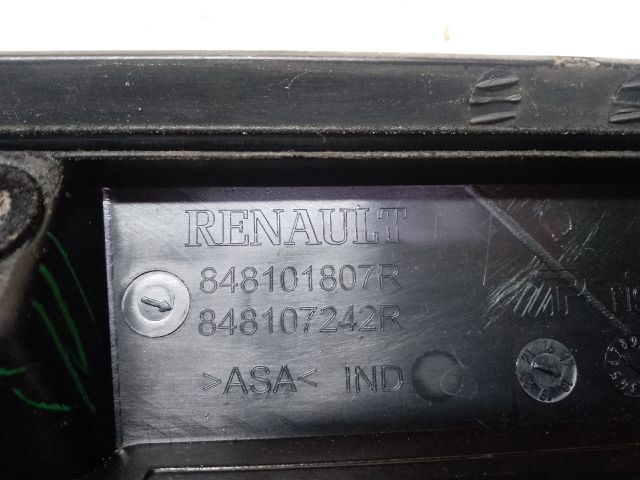 bontott DACIA DUSTER Hátsó Rendszámtábla Világítás