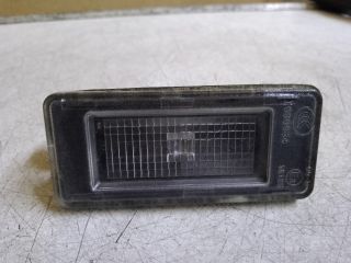 bontott DACIA DUSTER Hátsó Rendszámtábla Világítás