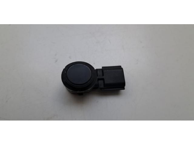 bontott DACIA DUSTER Hátsó Tolatóradar Fej