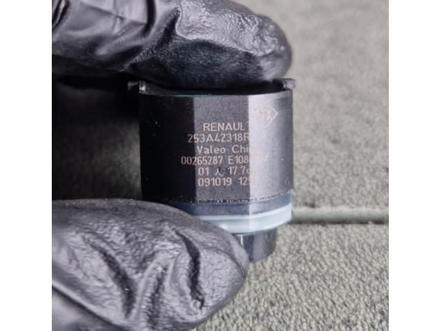 bontott DACIA DUSTER Hátsó Tolatóradar Fej