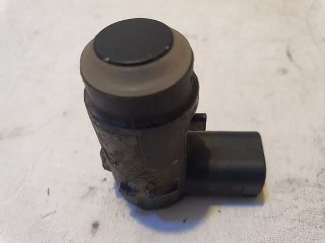 bontott DACIA DUSTER Hátsó Tolatóradar Fej