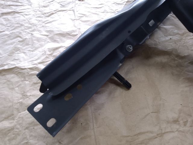 bontott DACIA DUSTER Homlokfal (Üres lemez)