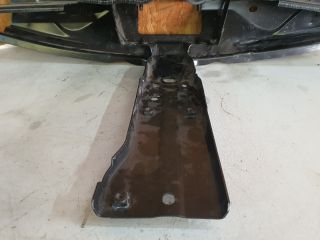 bontott DACIA DUSTER Homlokfal (Üres lemez)