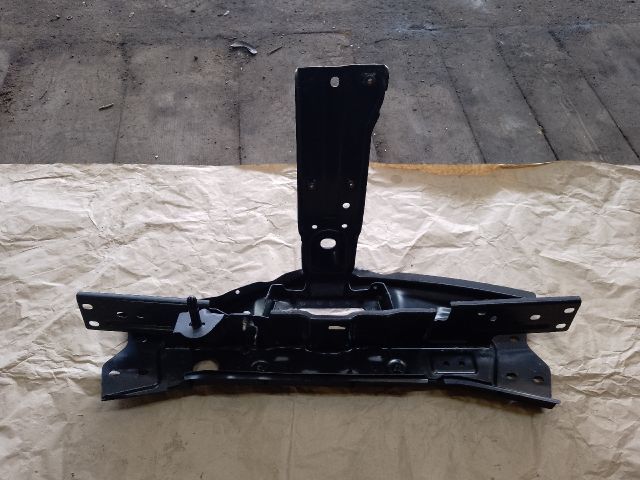 bontott DACIA DUSTER Homlokfal (Üres lemez)